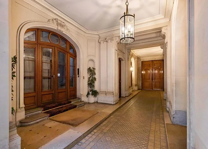 Cosy - Wagram Arc Triomphe Apartment